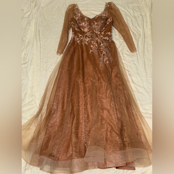 Floral Lace Evening Dress